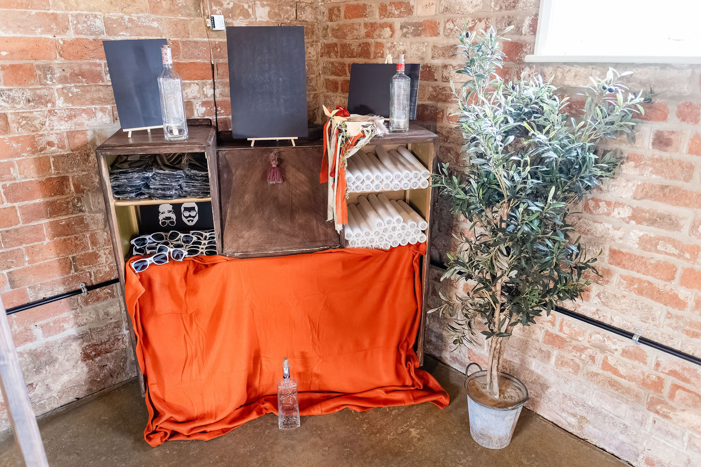 Display Bureau (HIRE ONLY)