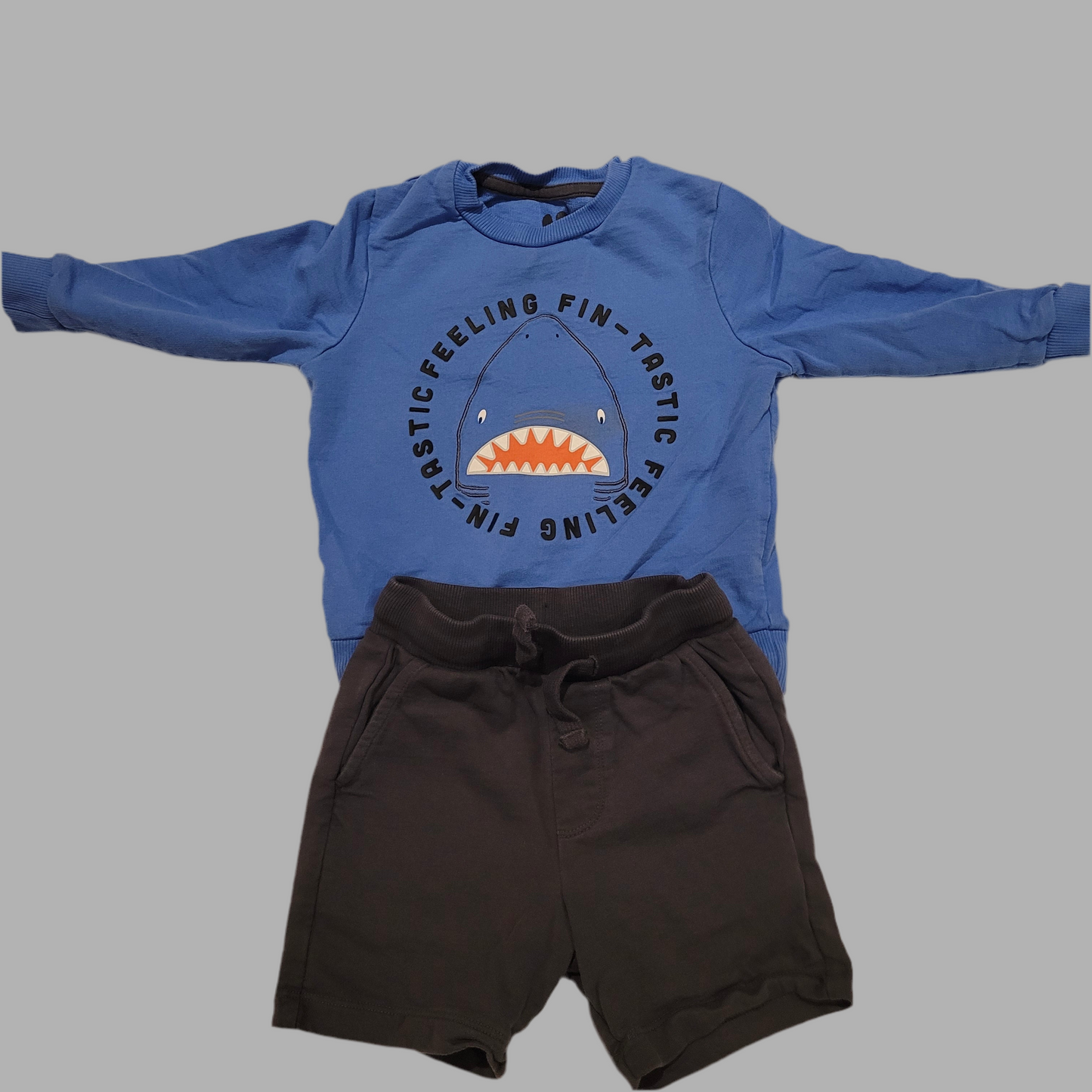 Very- Sweater and shorts 2- piece set