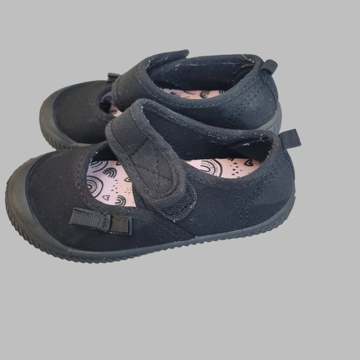 F&F- Kids Plimsolls