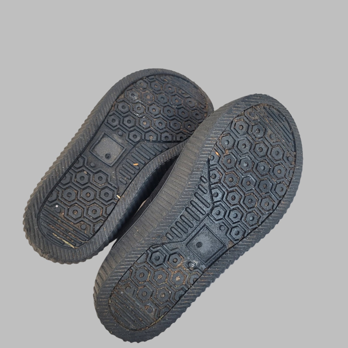 F&F- Kids Plimsolls