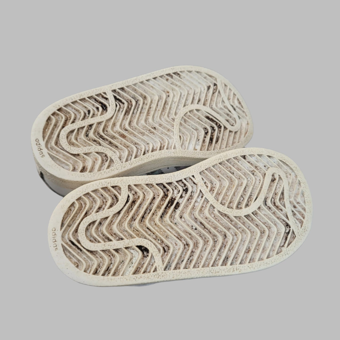 Adidas- Superstar toddler trainers