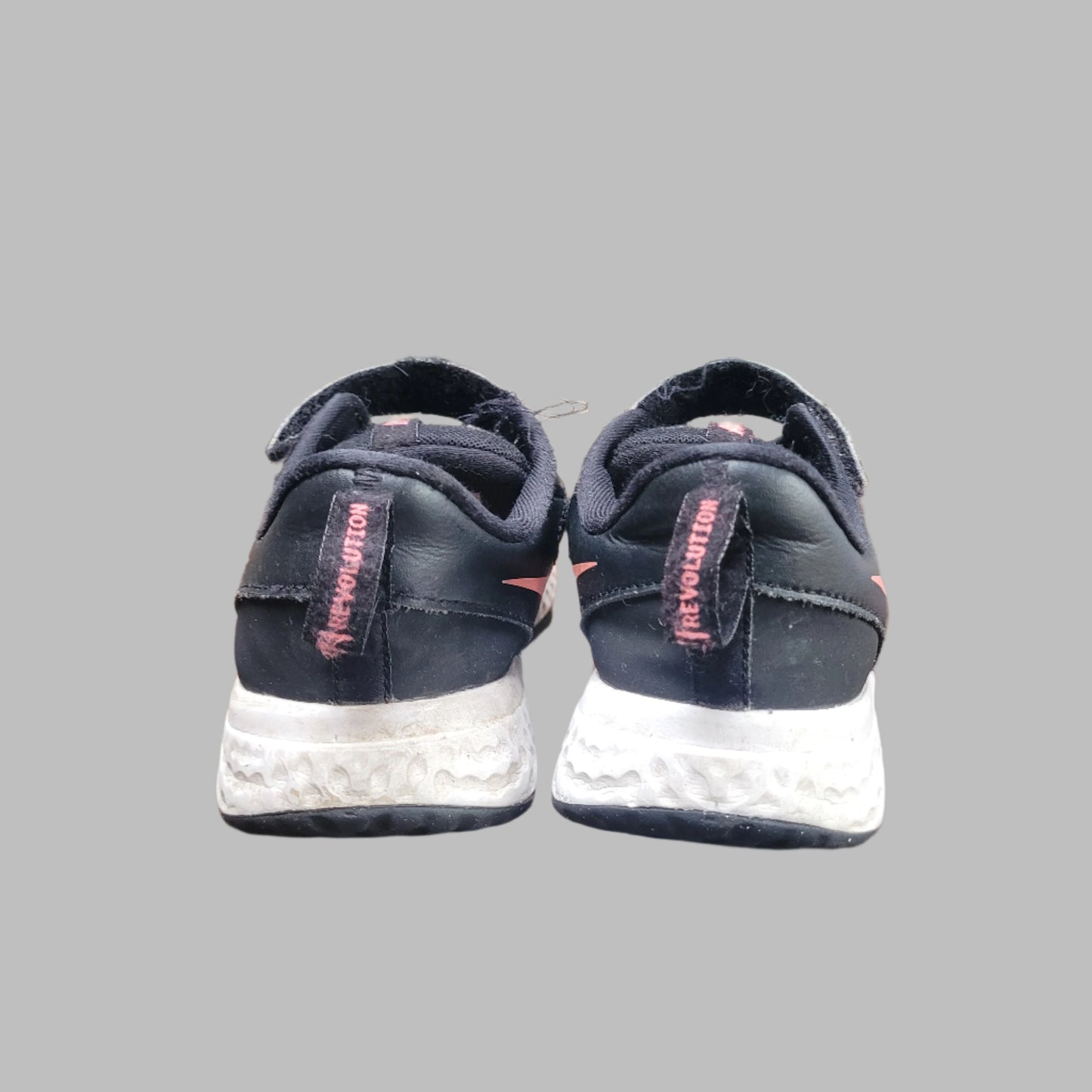 Nike- Revolution 5 Trainers