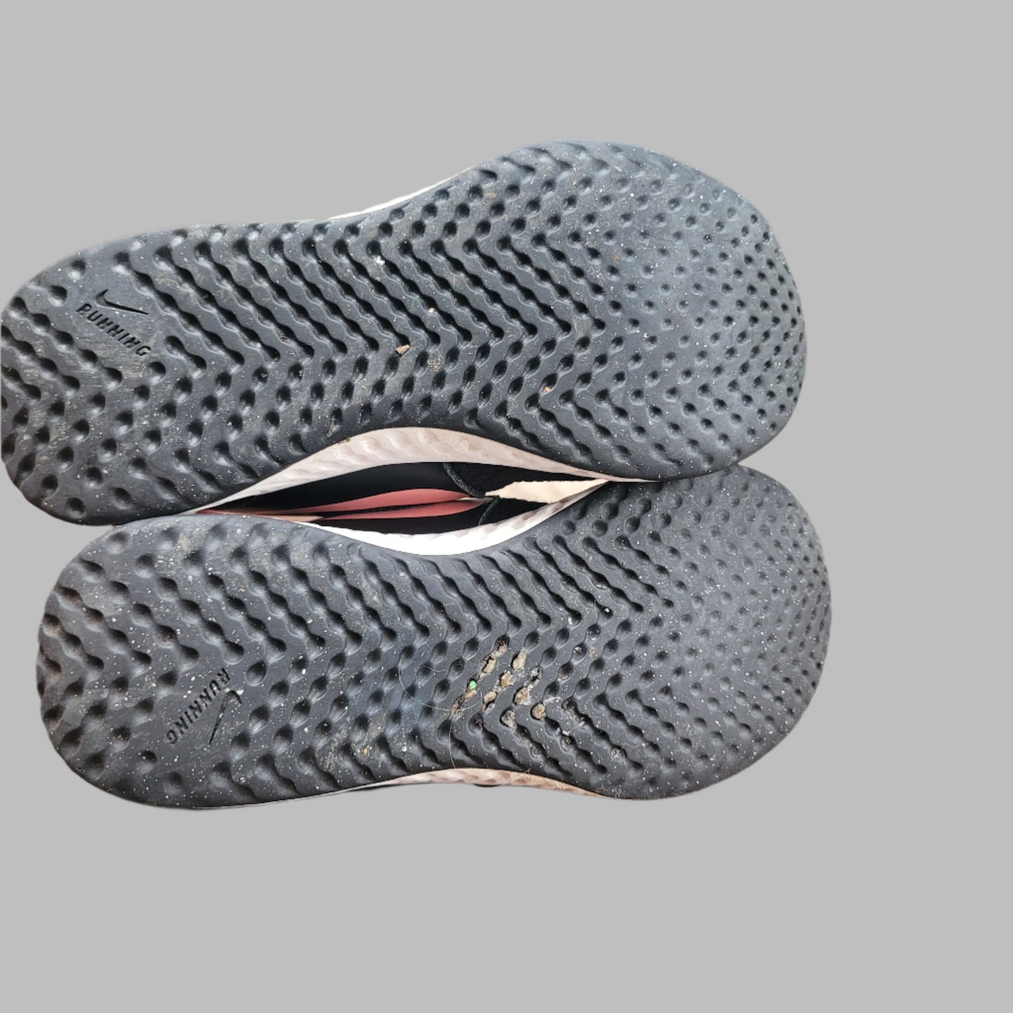 Nike- Revolution 5 Trainers