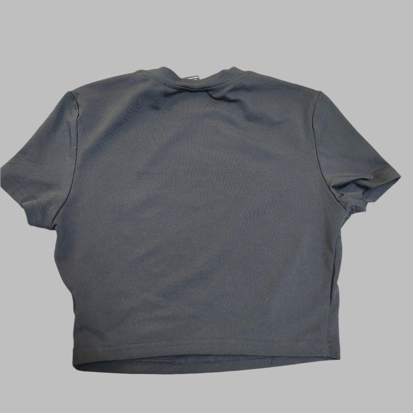 Shein- Cropped Tee