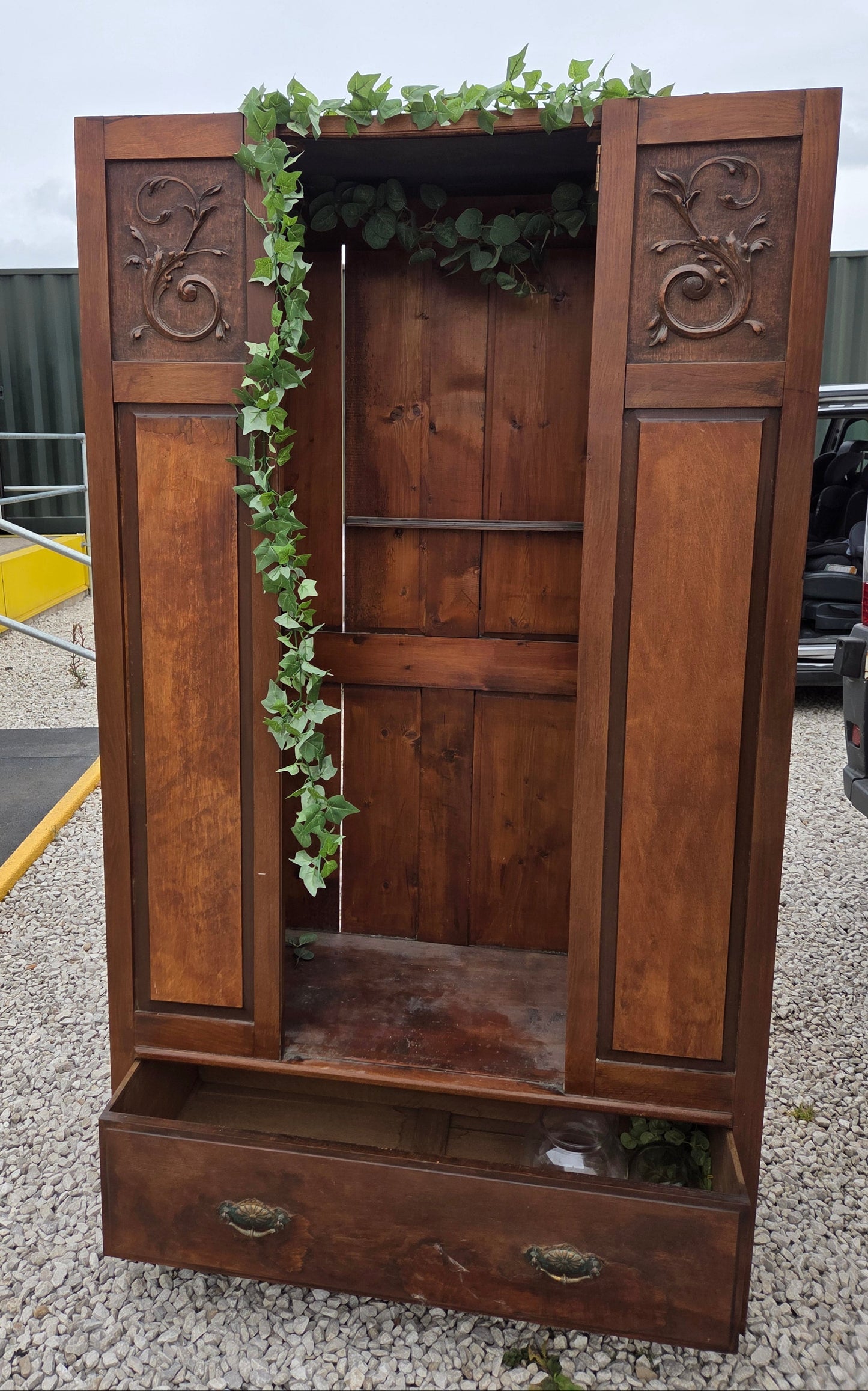 1930s Display Wardrobe/Prop (HIRE ONLY)