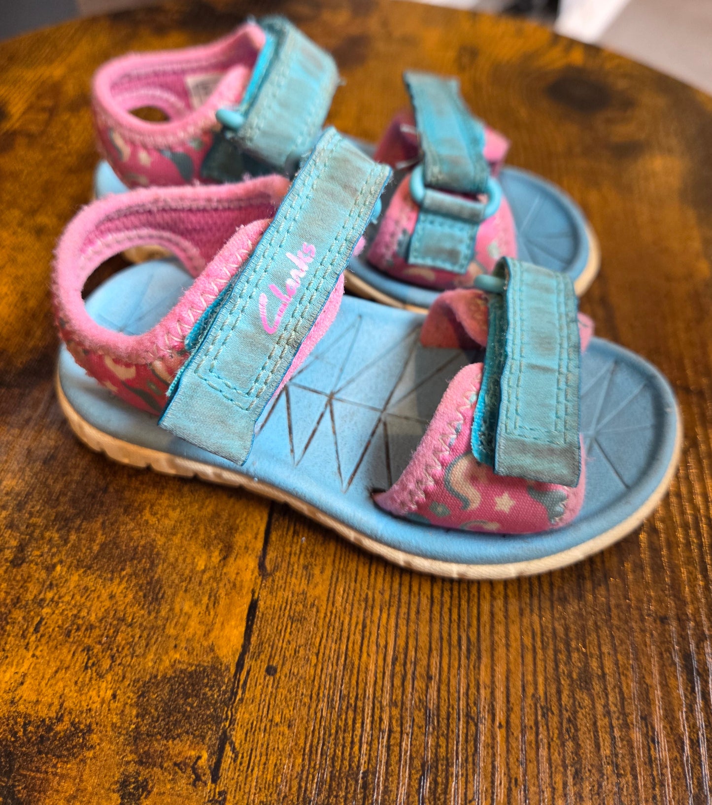 Clarks- Surfing Tide Sandals