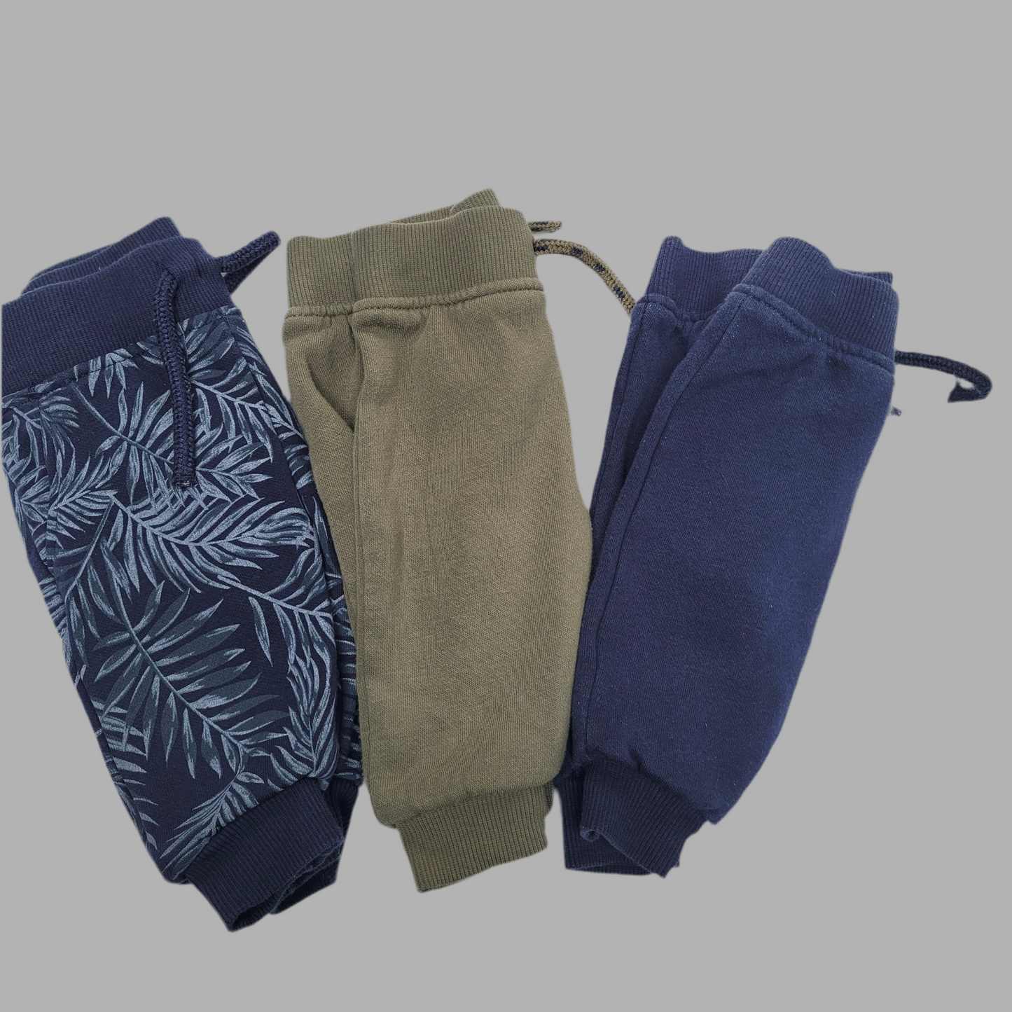 Primark- Pack of 3 Joggers