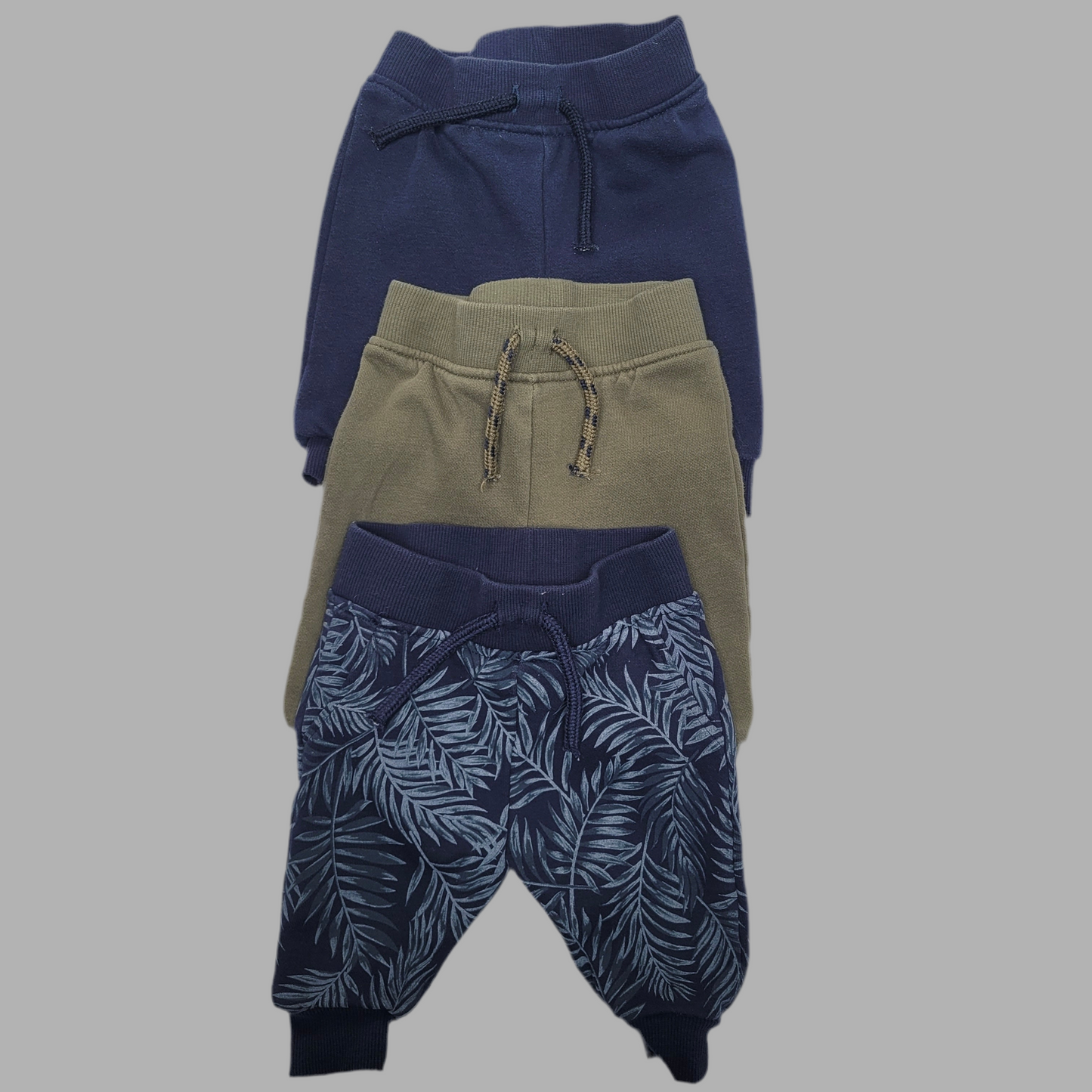 Primark- Pack of 3 Joggers