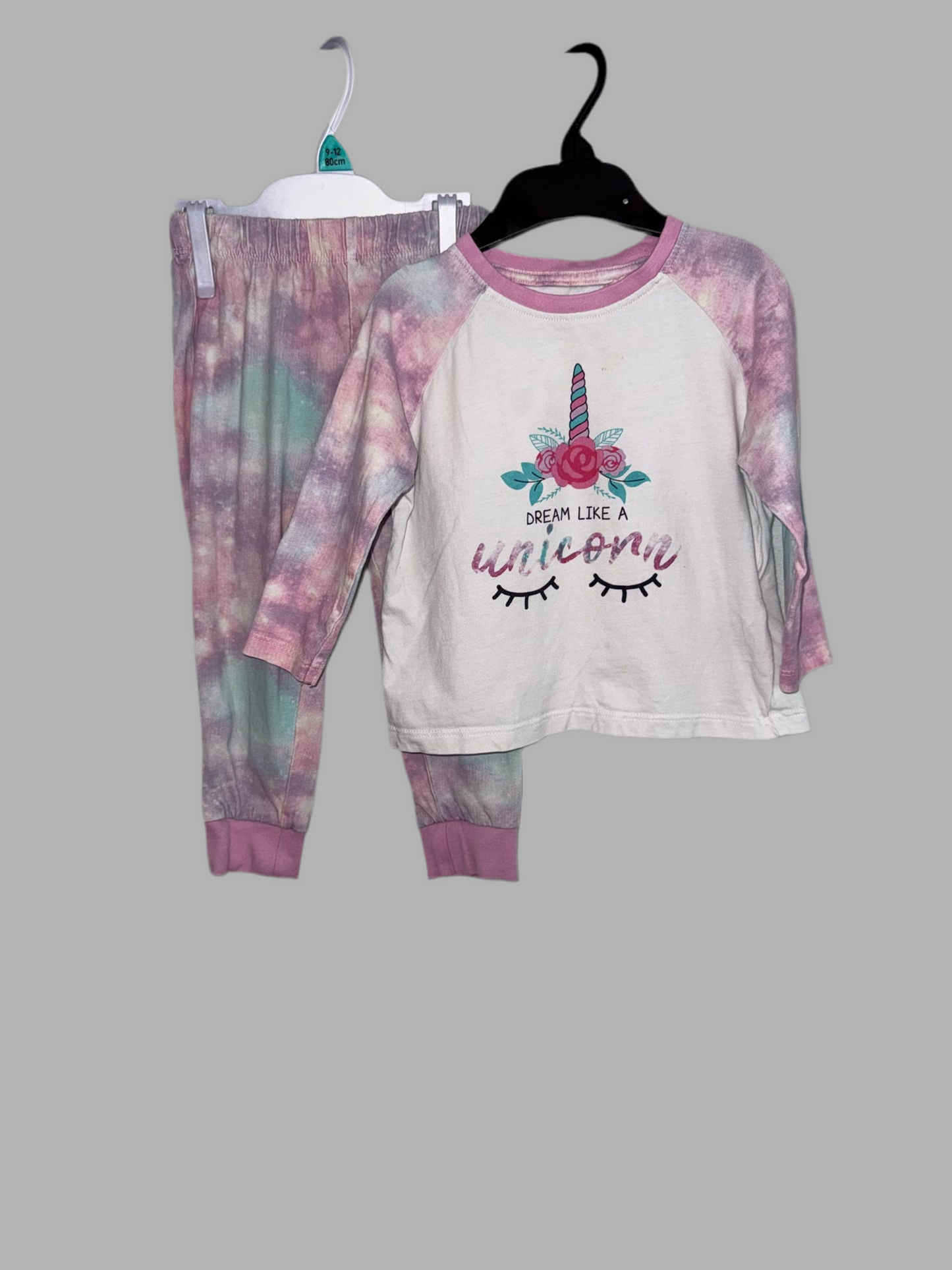 Girls pyjamas