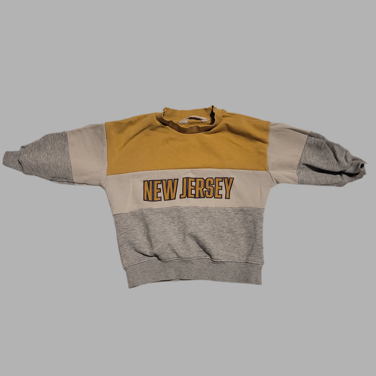 H&M- Sweater