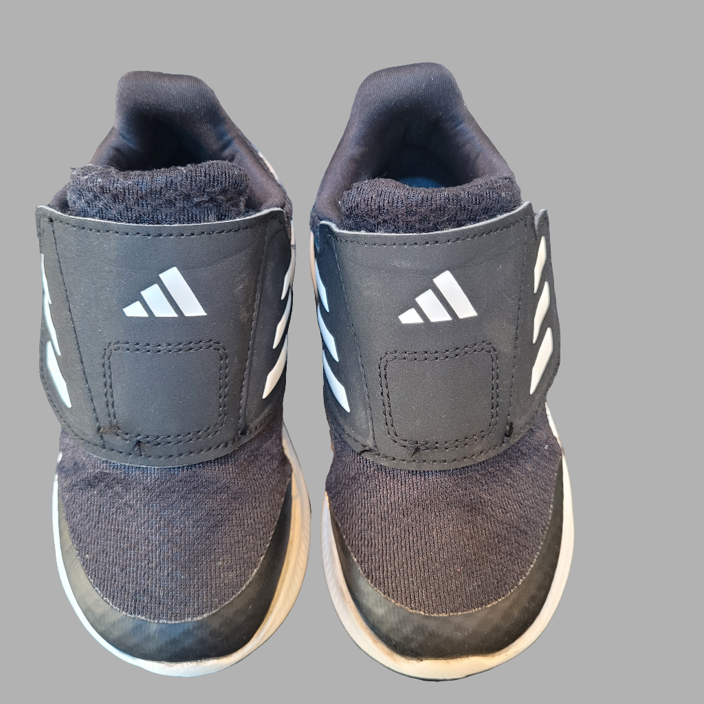 Adidas- Runfalcon toddler trainers.