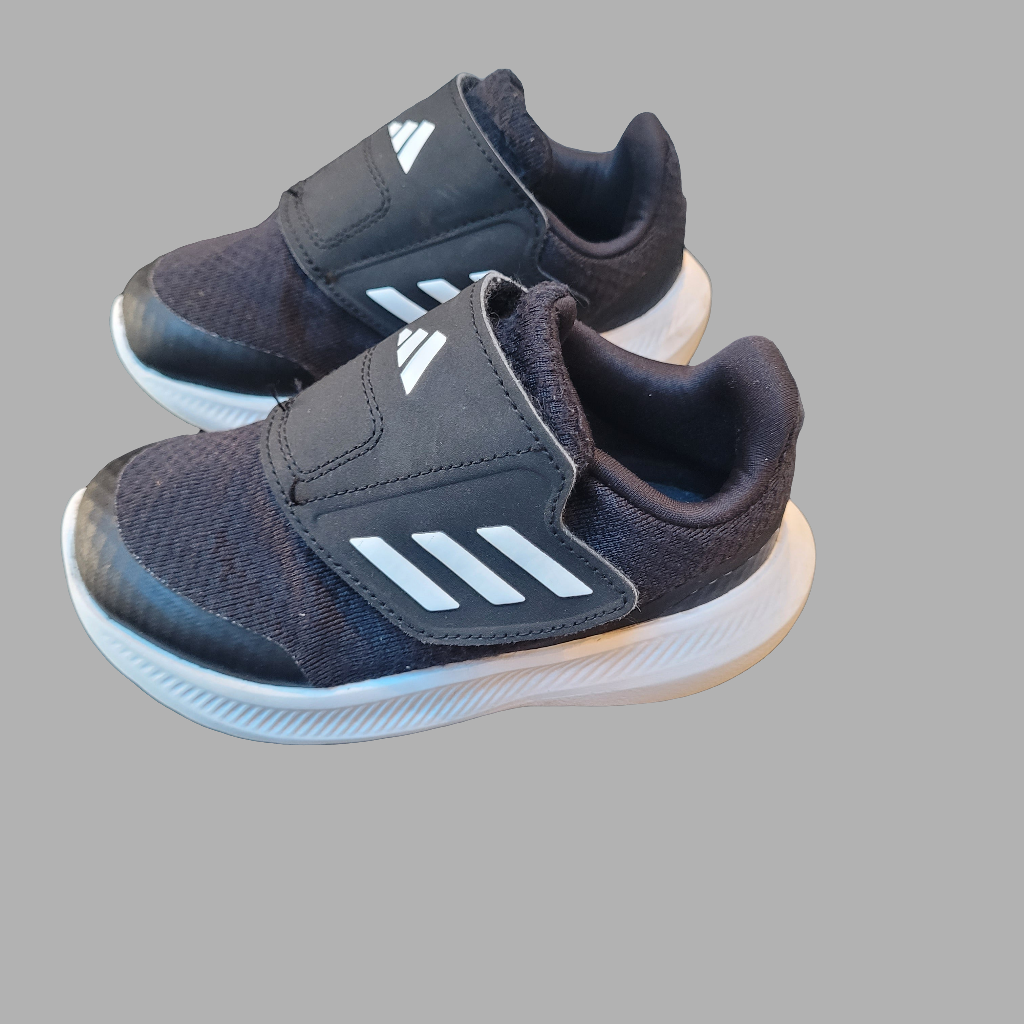 Adidas- Runfalcon toddler trainers.
