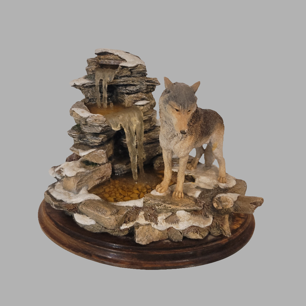 Country Artists- High Ground Wolf Figurine