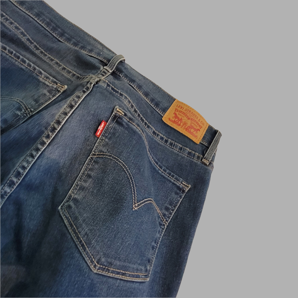 Levis- Women's Jeans
