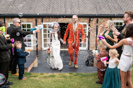 Confetti Is Cancelled: Eco-Friendly Alternatives That’ll Still Slay Your Wedding Photos📸