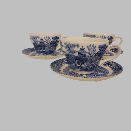 Set of 3 Willow Blue Design Teacups & Saucers