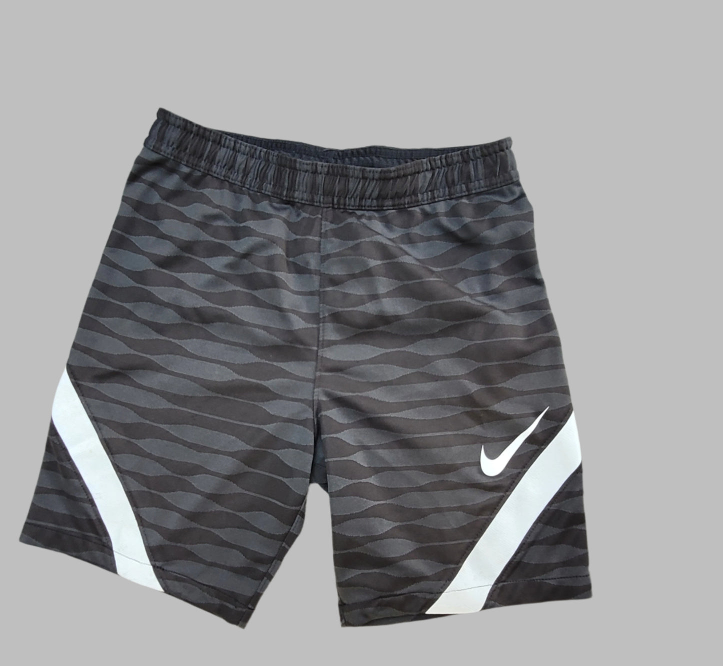 Nike- Shorts