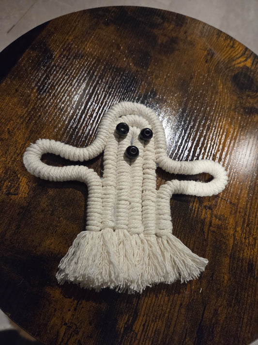 Mini Macrame Ghost