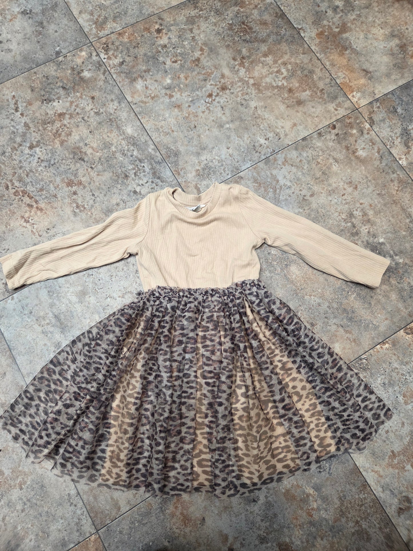 River Island- Long Sleeve Dress