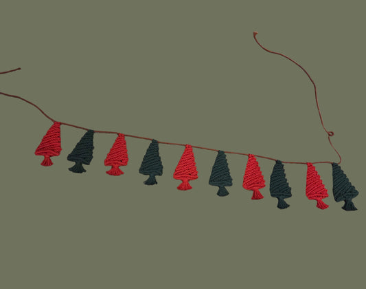 Macrame Christmas Tree Garland