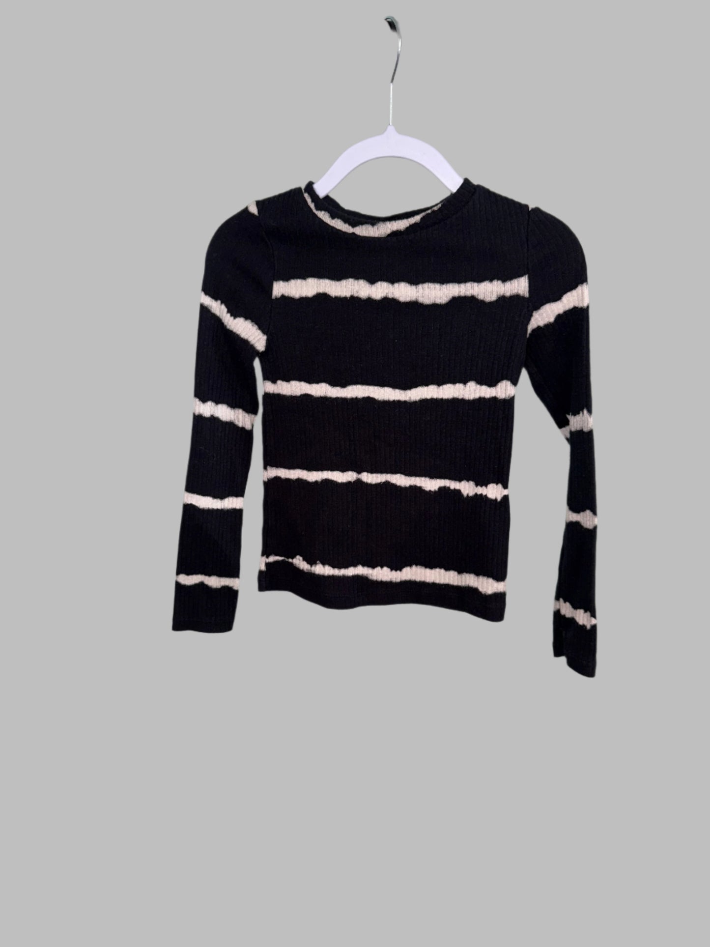 Girls long sleeve top
